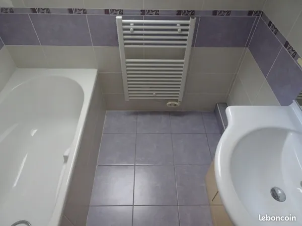 Loue chambre meublée chez l'habitant