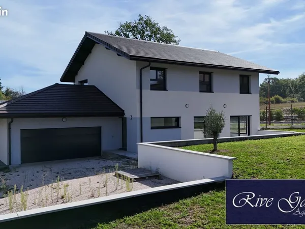 Maison 6 pièces 233 m²