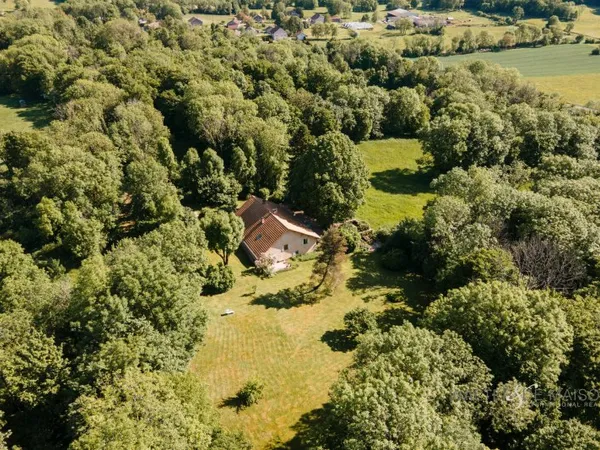 Maison La Chailleuse 9 pièce(s) 216 m2