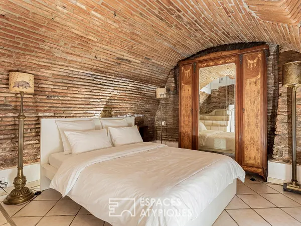 Appartement avec cave toulousaine aux Carmes