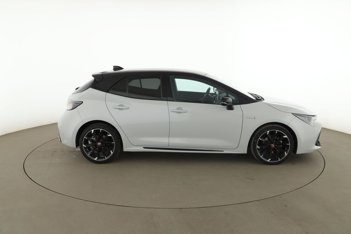 Toyota Corolla 1.8 Hybride GR Sport — photo 6