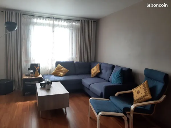 À louer - Appartement T4 lumineux de 67 m² avec parking et cave