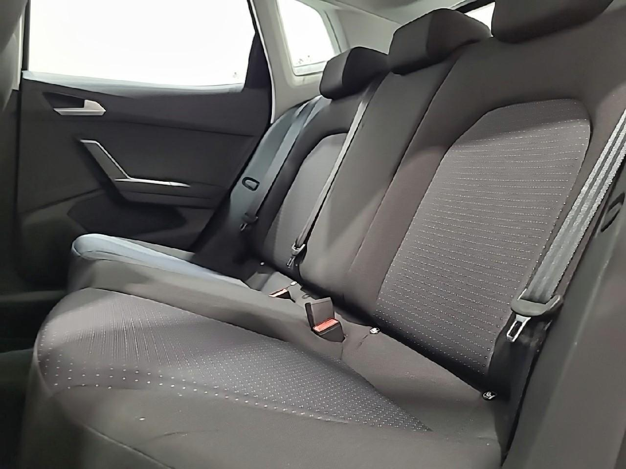 Seat Arona 1.0 tsi 95 ch start/stop bvm5 urban — photo 13