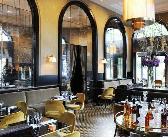 Boutique 230 m²