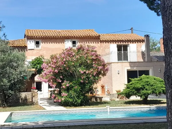 Ferme rénovée de 1789 extérieur dans le canton du Haut Minervois 1.5 Ha