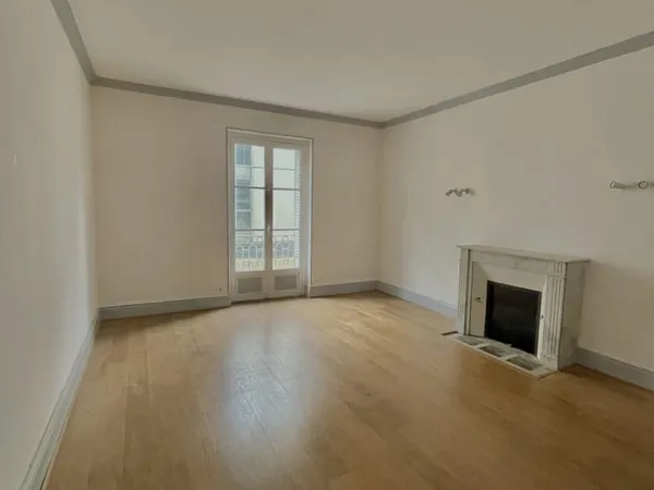 Appartement 176m2 centre-ville Poitiers