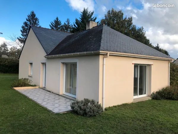 Maison de plain pied proche du centre bourg