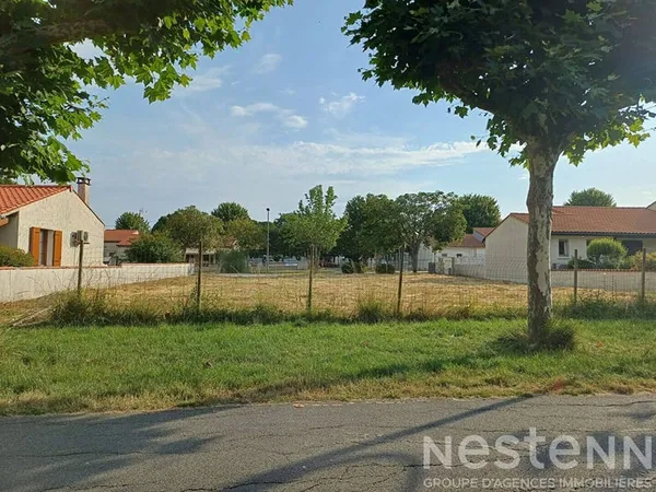 Terrain 620 m²