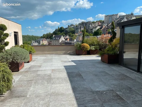 Appartement duplex 202m2 avec terrasse - Maison sur le toit
