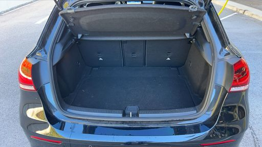 Mercedes Classe A 200 163 7G-DCT - AMG Line – 2018 – 98210 km – Essence – Boîte Automatique — photo 28