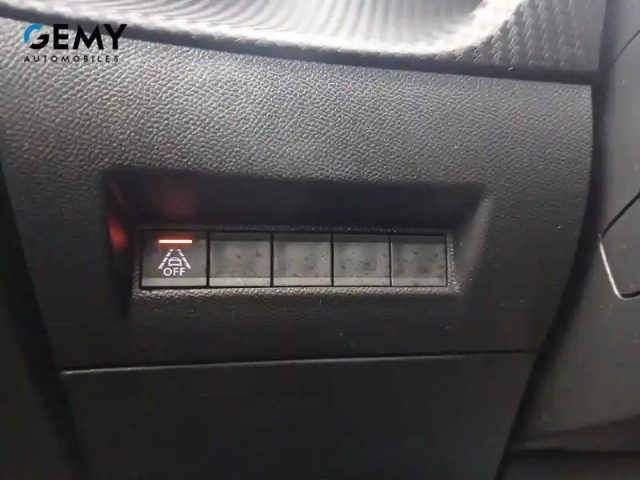 Peugeot 2008 puretech 130 s&amp;s eat8 — photo 43