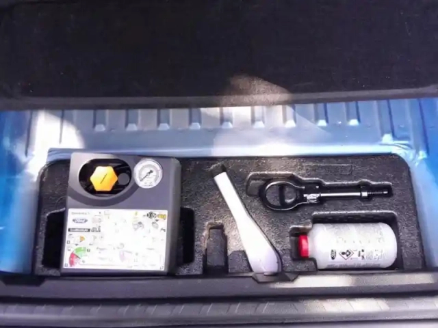 Ford Ecosport 1.0 ecoboost 125ch st-line — photo 22