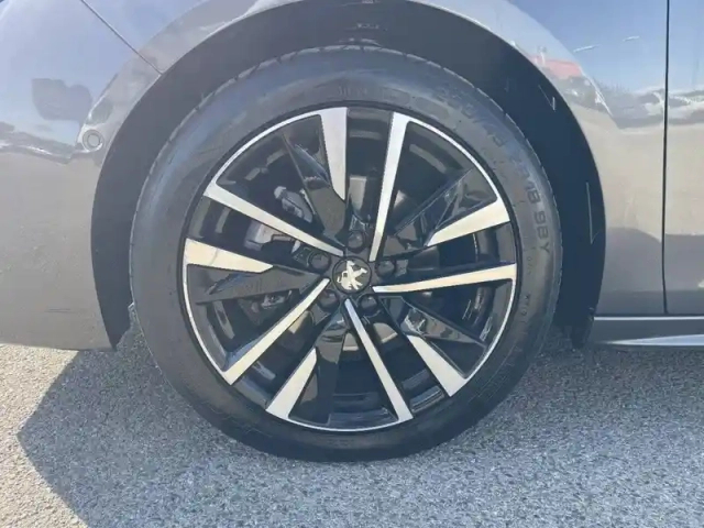 Peugeot 508 puretech  130 ch s&amp;s eat8 — photo 38