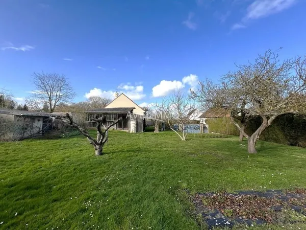 Terrain à bâtir 556 m²