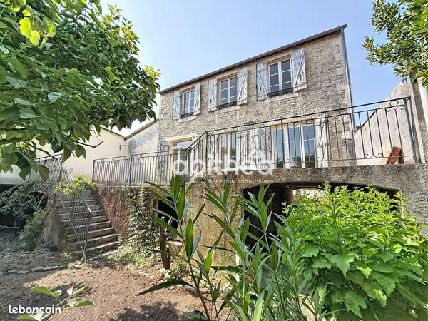 Maison de ville 5 pièces 178 m²
