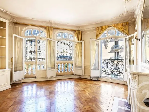 Appartement 7 pièces 184 m²