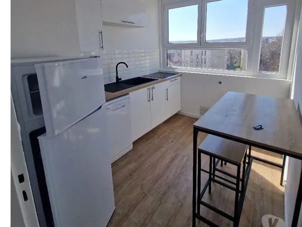 T3 meublé 60m² refait à neuf - 2 chambres + 2 SDB