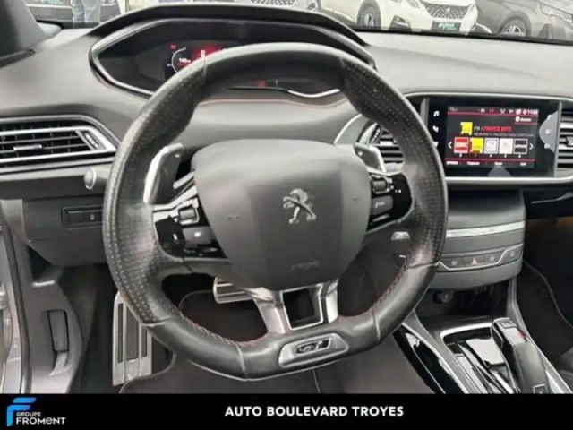 Peugeot 308 1.2 puretech 130ch s&amp;s gt pack — photo 9