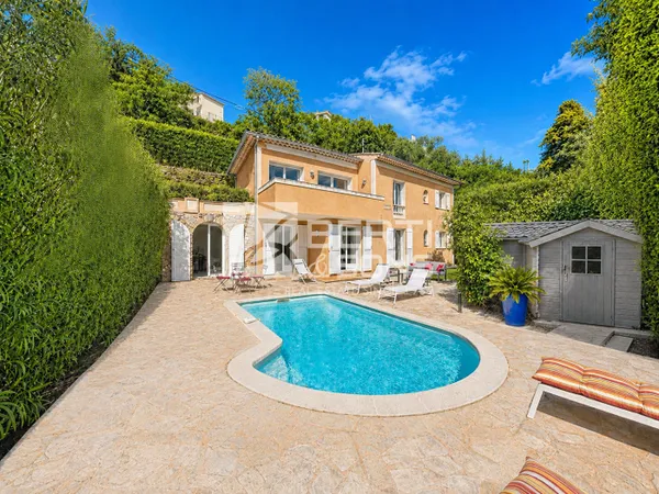 BELLE MAISON PROVENCALE - APERCU MER