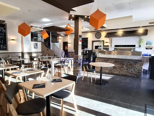 Pizzéria, restaurant 263 m² Frontenex