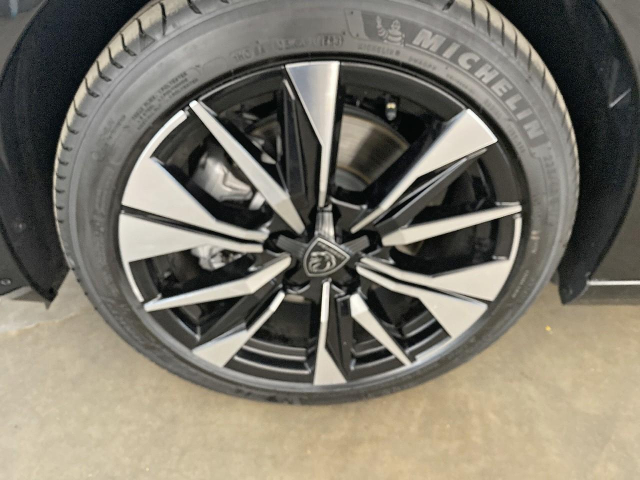 Peugeot 308 bluehdi 130ch s&s eat8 allure — photo 11