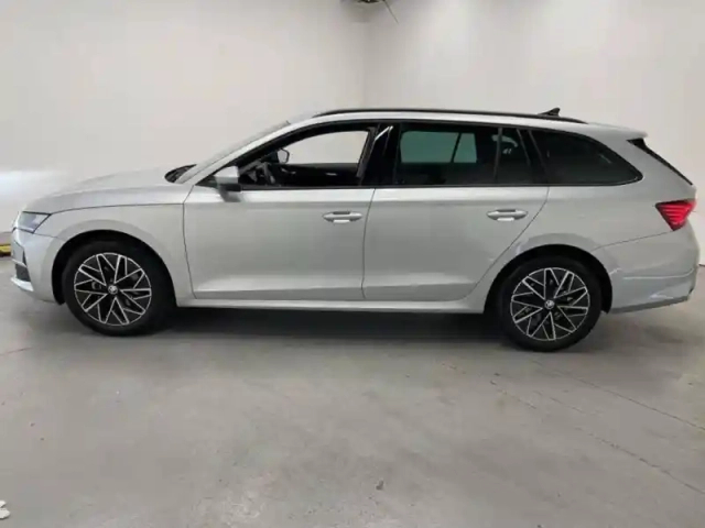 Skoda Octavia combi 1.5 tsi hybrid 150 ch act dsg7 — photo 5