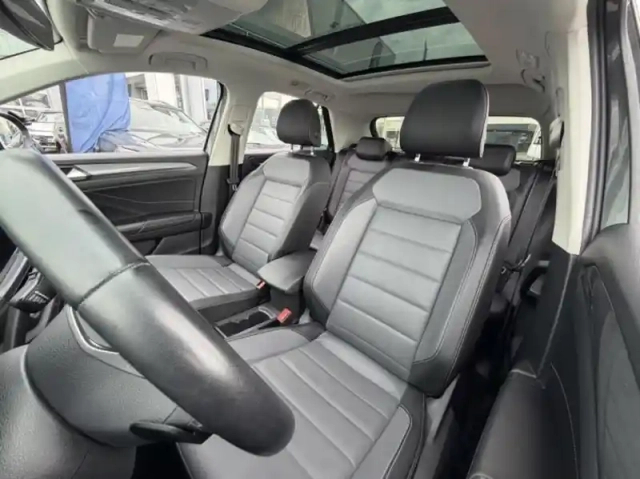 Volkswagen T-Roc 1.5 tsi evo 150ch style exclusive dsg7 — photo 11