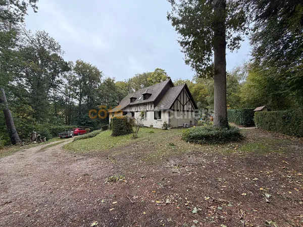 MAISON NORMANDE SAINT CYR DE SALERNE