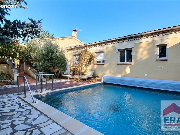 Propriété 6 pièces 130 m²