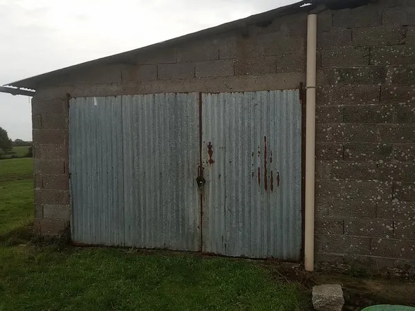 Hangar de 68 m² à vendre ou à louer - Chanverrie / La Verrie