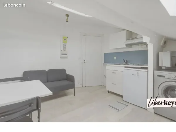 Studio à louer - Charenton-le-Pont - 900 /mois