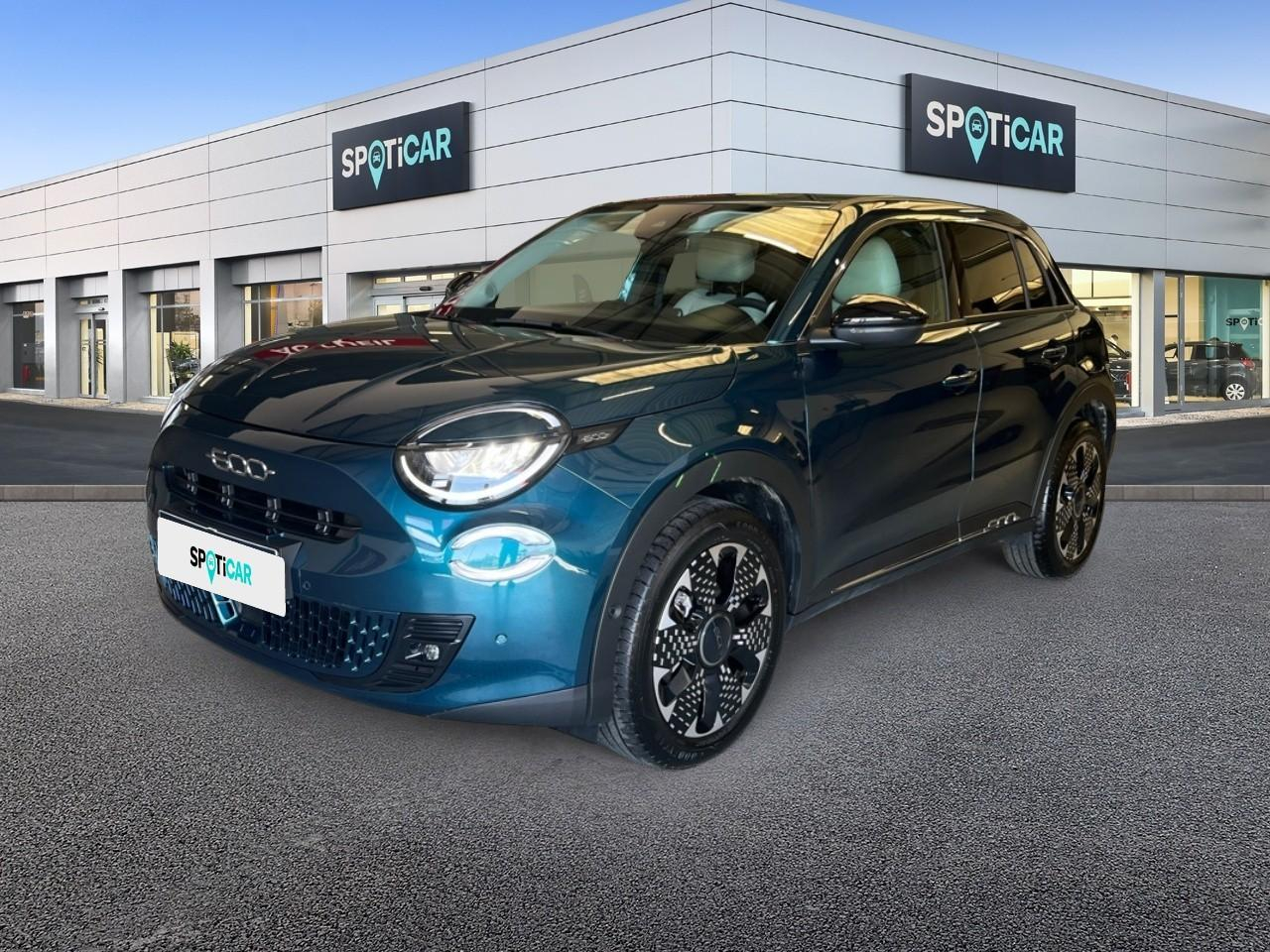 Fiat 600 t-gen 3 1.2 hybrid 110ch edct6 la prima — photo 1