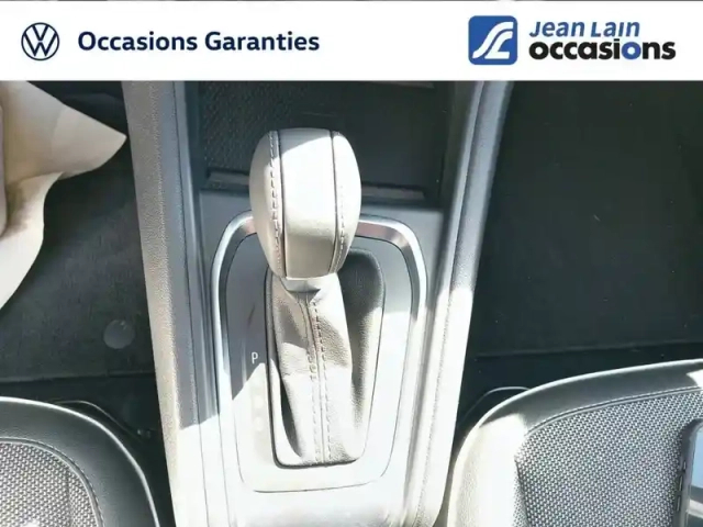 Renault Captur tce 140 edc - 21 — photo 16