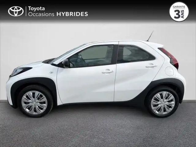 Toyota Aygo X 1.0 vvt-i 72ch dynamic my23 — photo 9