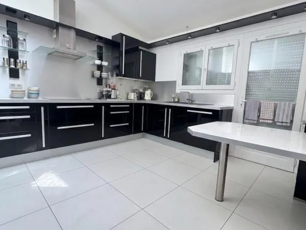 Maison 5 pièces 155 m²
