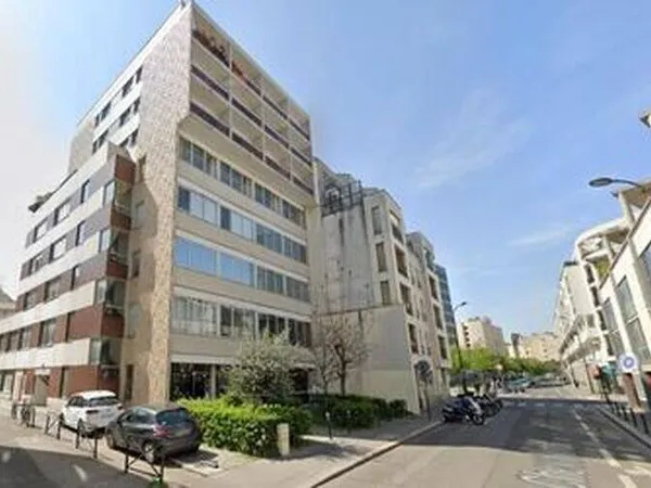 Bureaux 737 m²