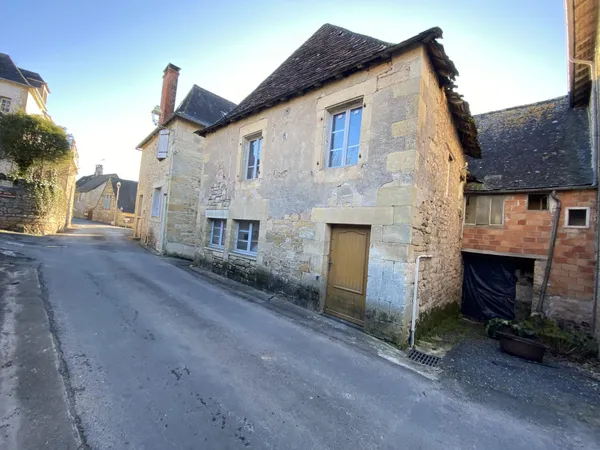 Ensemble immobilier à restaurer