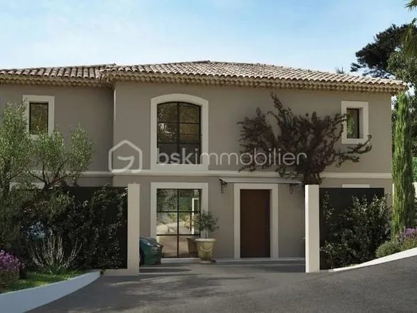 Terrain 778 m²