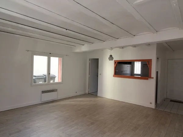 Studio 1 pièce 40 m²
