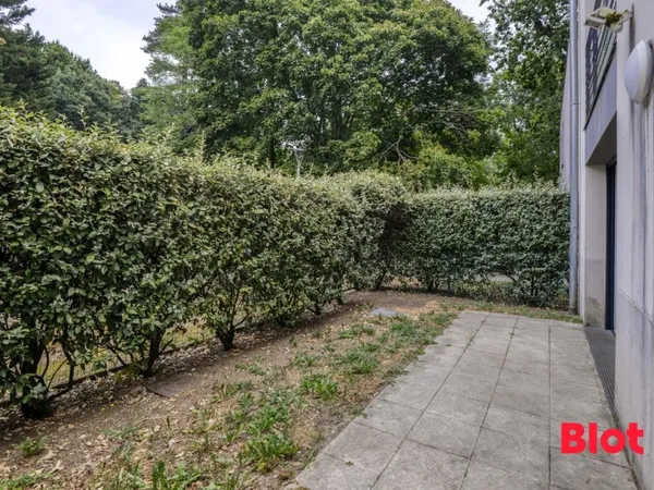 Appartement 2 pièces avec jardin privatif à vendre, Stationnement, Nantes Perverie