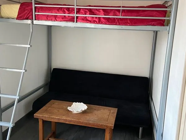 Meublé situé dans une résidence calme