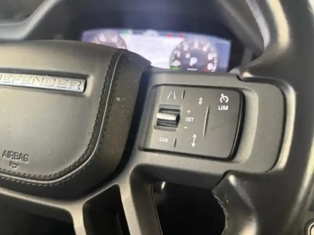 Land Rover Defender 110 2.0 p400e x-dynamic hse — photo 12