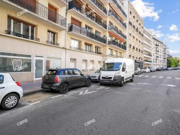 Bureau 118 m²