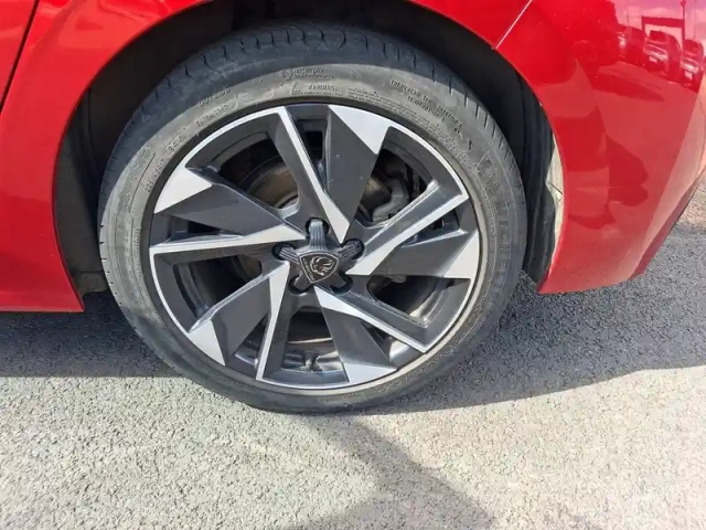 Peugeot 308 puretech 130ch s&amp;s bvm6 — photo 19