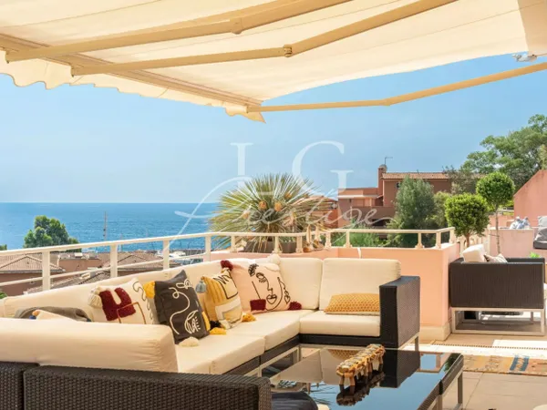 Villa sur le toit vue Mer avec immense terrasse