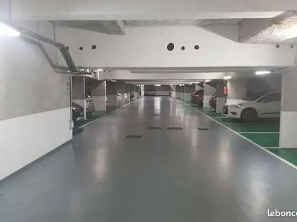 Parking Vanves