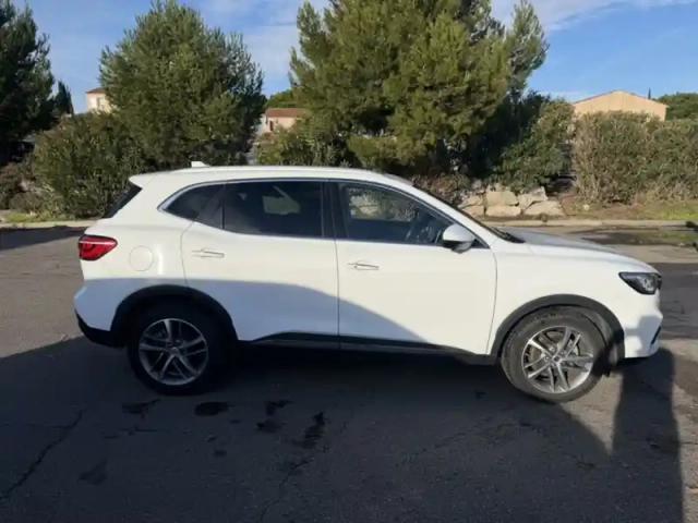Mg Ehs luxury phev — photo 1
