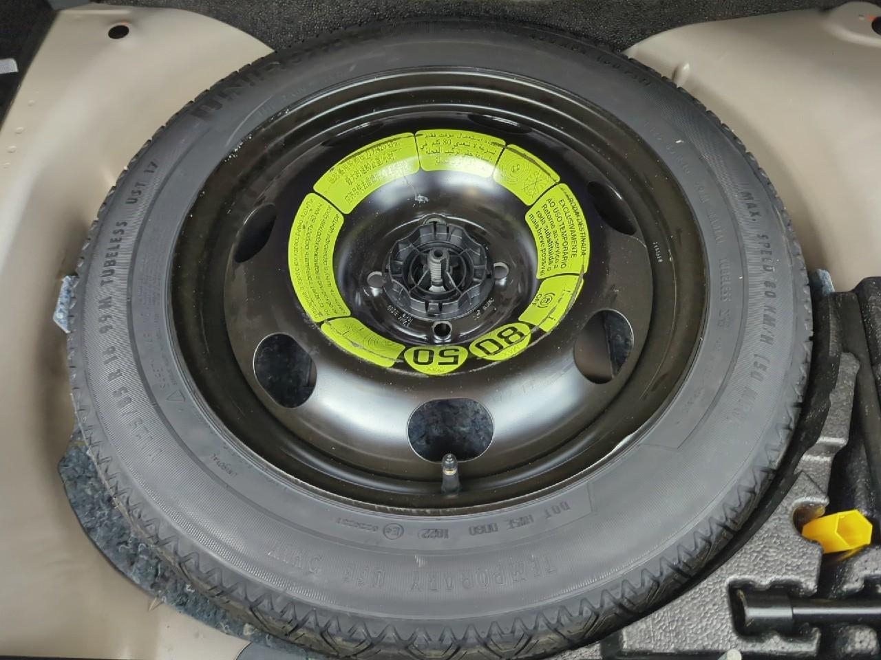 Peugeot 2008 puretech 130 s&s eat8 allure pack — photo 18
