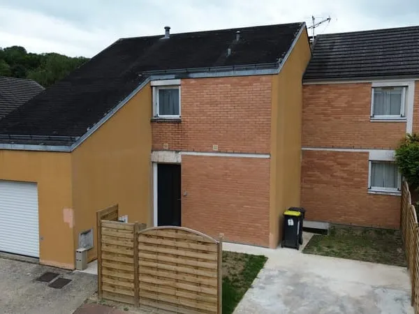 Maison à COULOMMIERS même avec 4 chambres et jardin