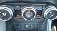 Renault Captur 1.0 TCe 90ch Techno — photo 15
